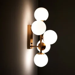Galaxy lampadario / applique in metallo verniciato ottone opaco con sfere in vetro bianco opaco 50x27 h24 cm