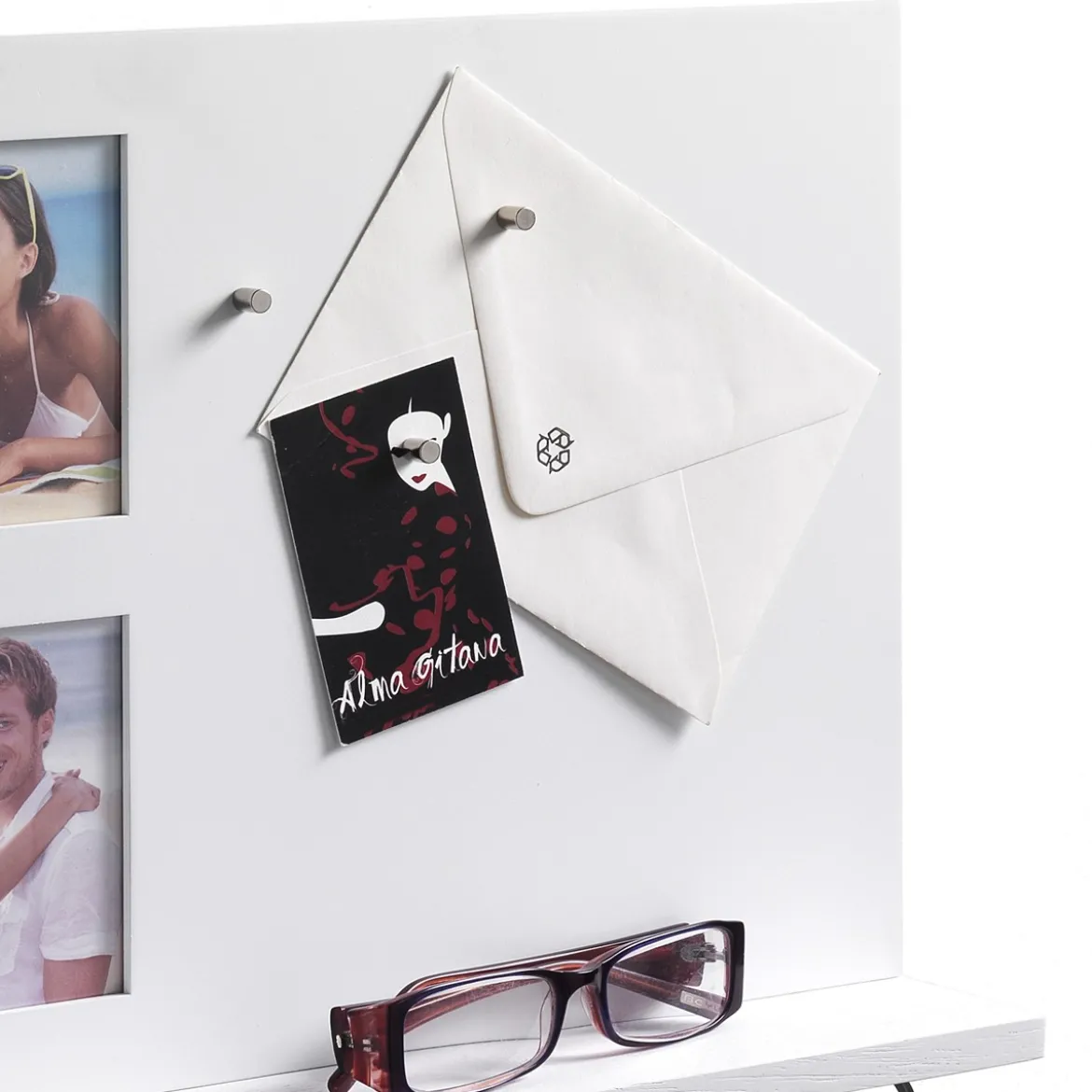 Reminder pannello memo con mensola laccato bianco opaco 39.5x7xh27 cm